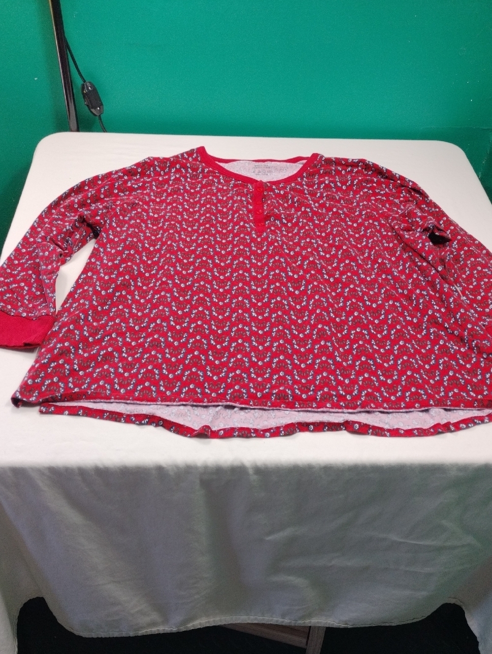Vera Bradley Red Floral Henley Long-Sleeve Top